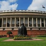 “८५० खासदारांचा प्रस्ताव — लोकशाहीचा विस्तार की Governance Entropy?” “संख्या वाढवून संसद सुधरत नाही — मन बदलल्याशिवाय शासन बदलत नाही!”